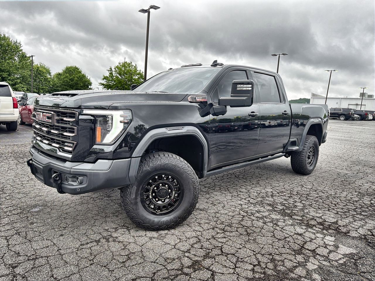 2024 GMC Sierra 4WD Crew Cab Standard Box AT4X's photo