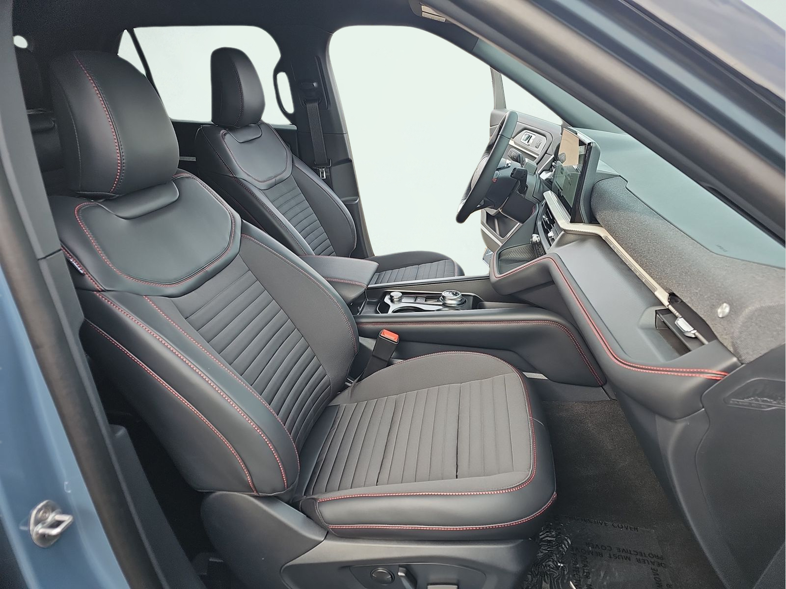 2026 Ford Explorer ST-Line - Photo 18