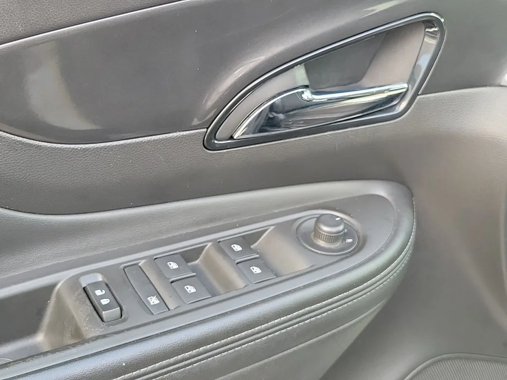 Used 2018 Gray Buick Preferred image 25