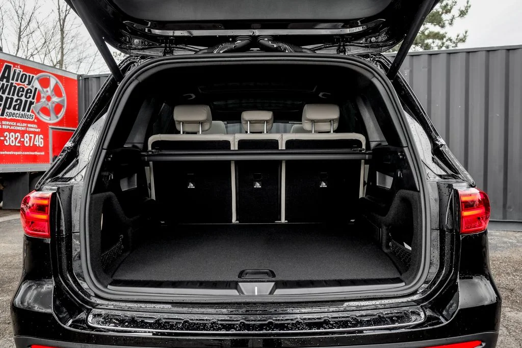 New 2026 Night Black Mercedes-Benz GLB 250 image 10