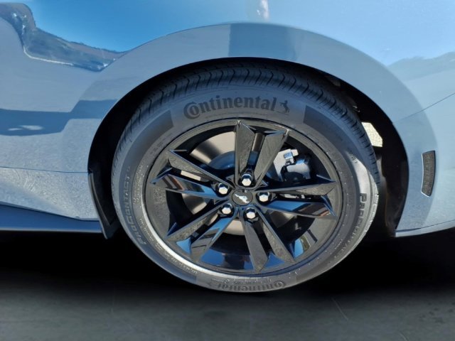 Used 2025 Blue Ford GT image 13