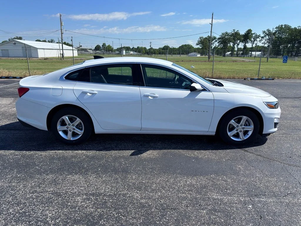 Used 2024 White Chevrolet LS image 7