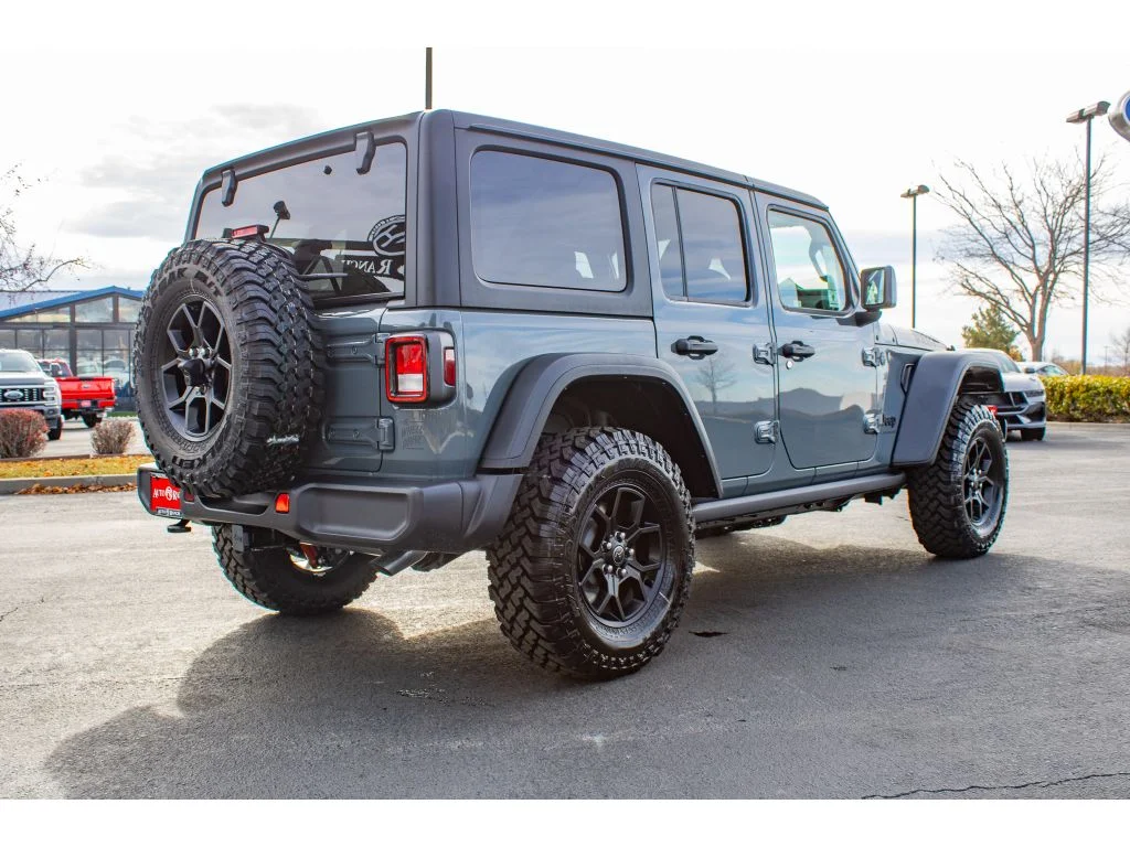 2026 Jeep Wrangler 4-Door Willys - Photo 8
