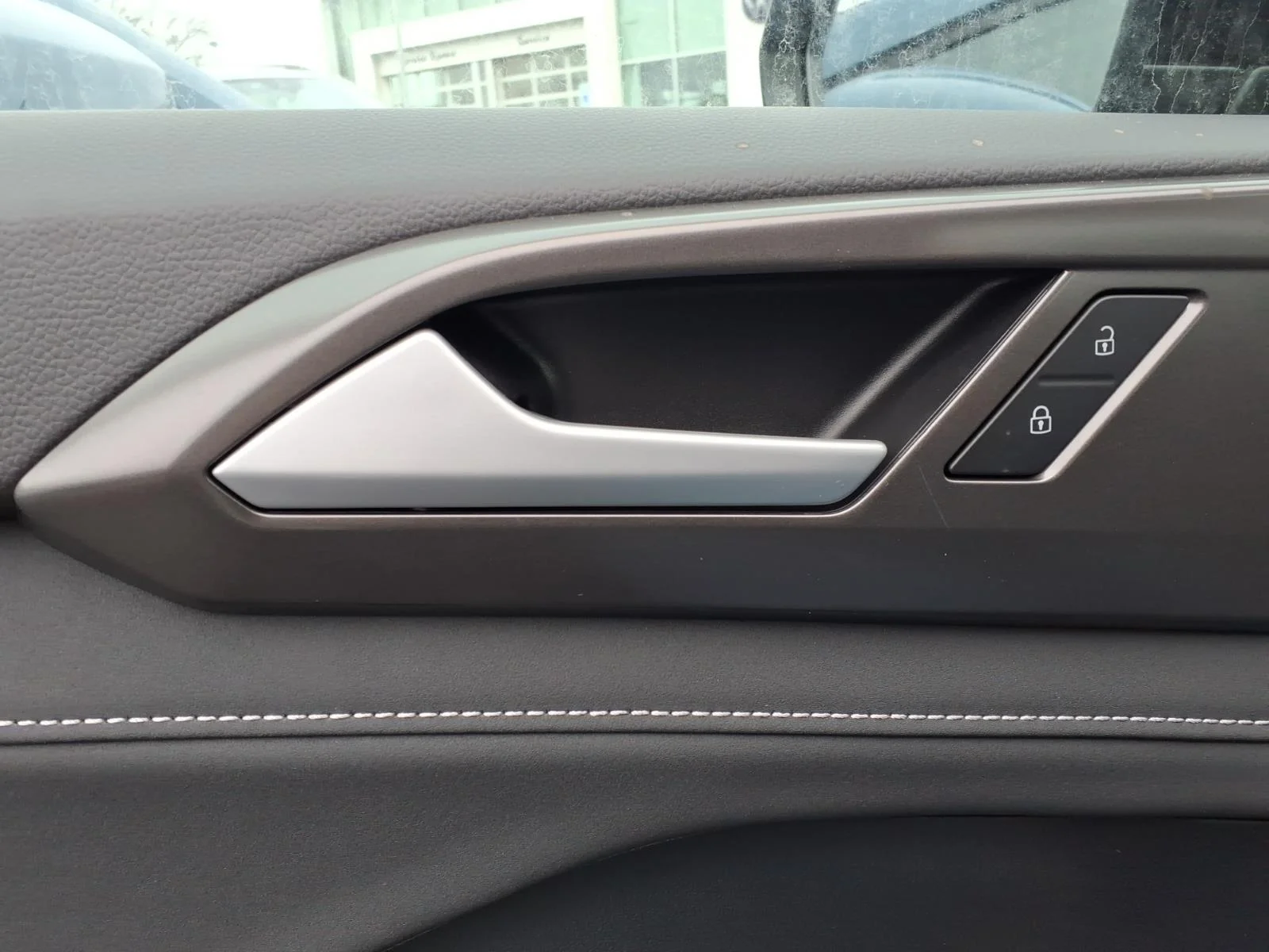 New 2026 Deep Black Pearl Volkswagen SE BLACK 4MOTION image 11
