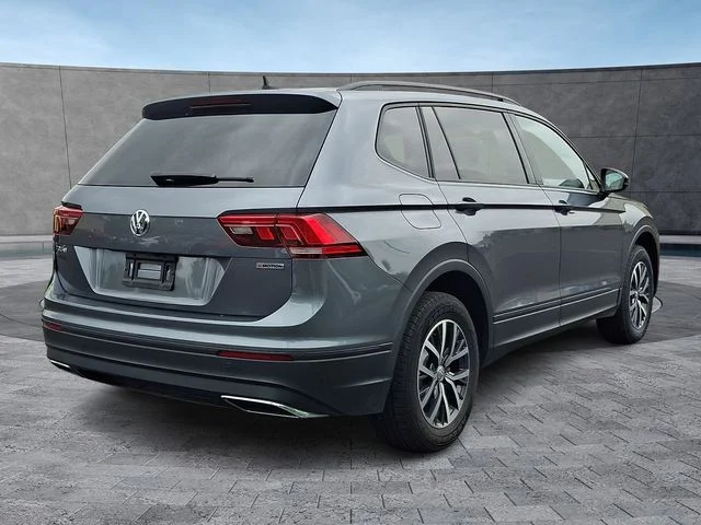Used 2021 Gray Volkswagen 2.0T S image 10