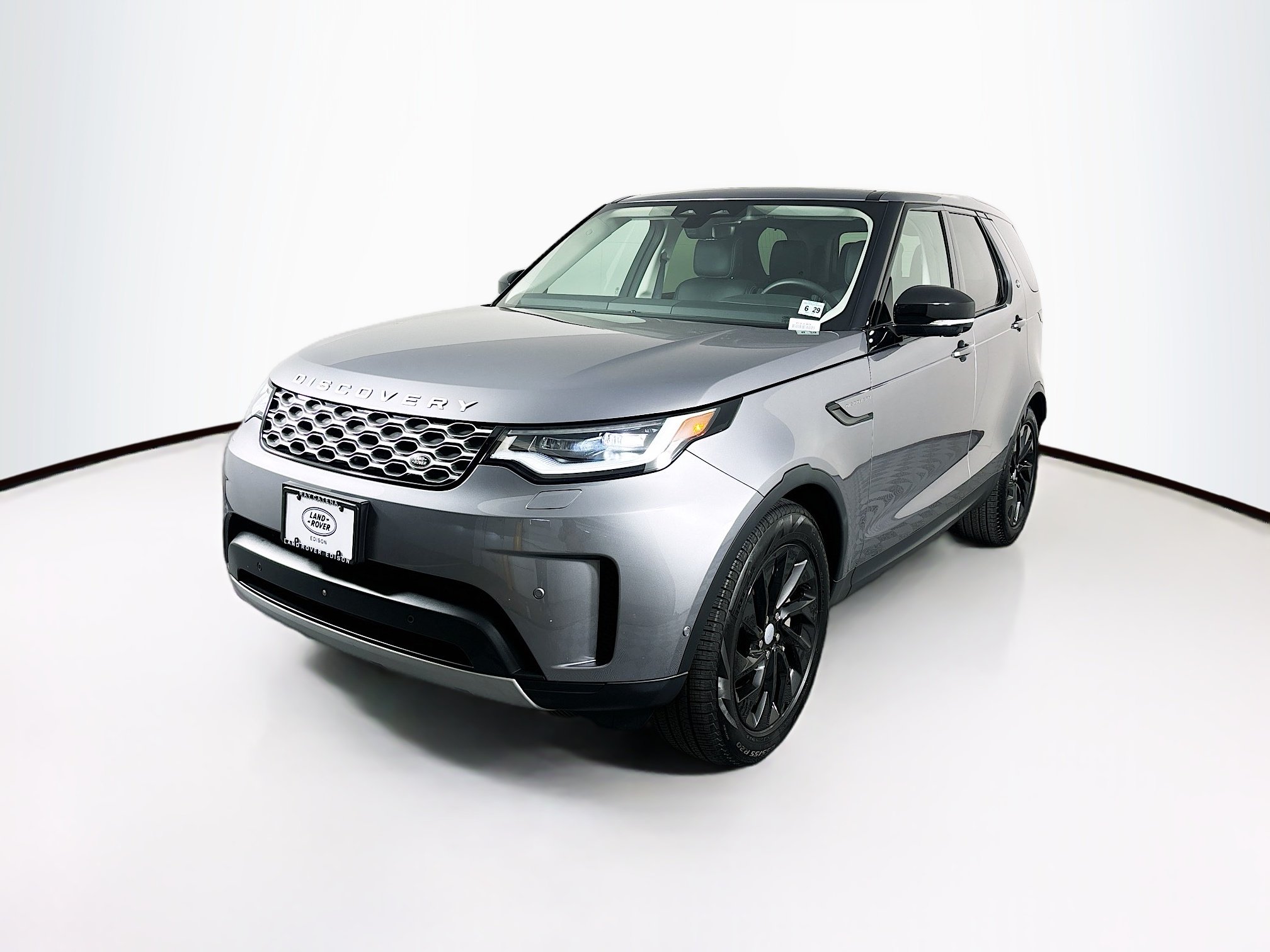 2024 Land Rover Discovery S