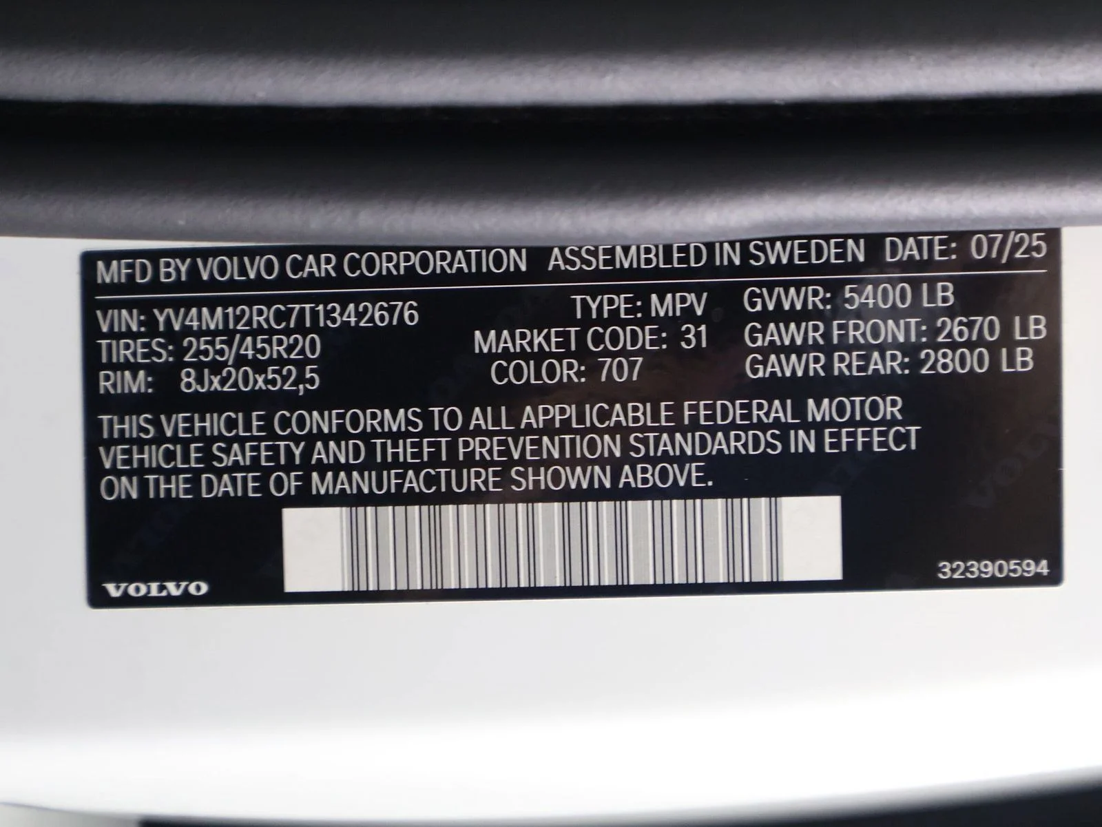 Certified Used 2026 White Volvo B5 Plus image 16