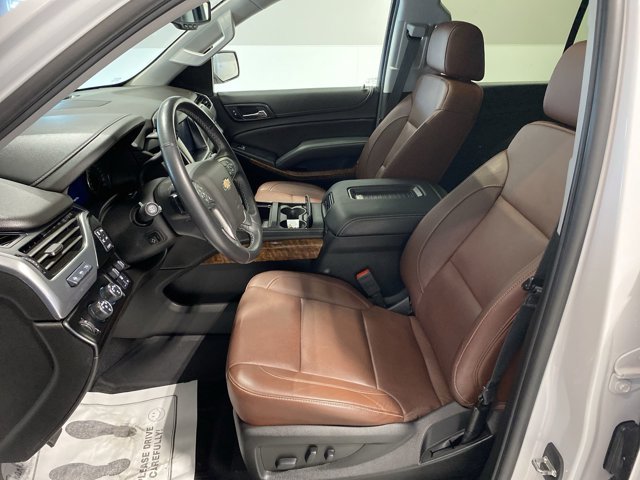 Used 2020 Iridescent Pearl Tricoat Chevrolet Premier image 20