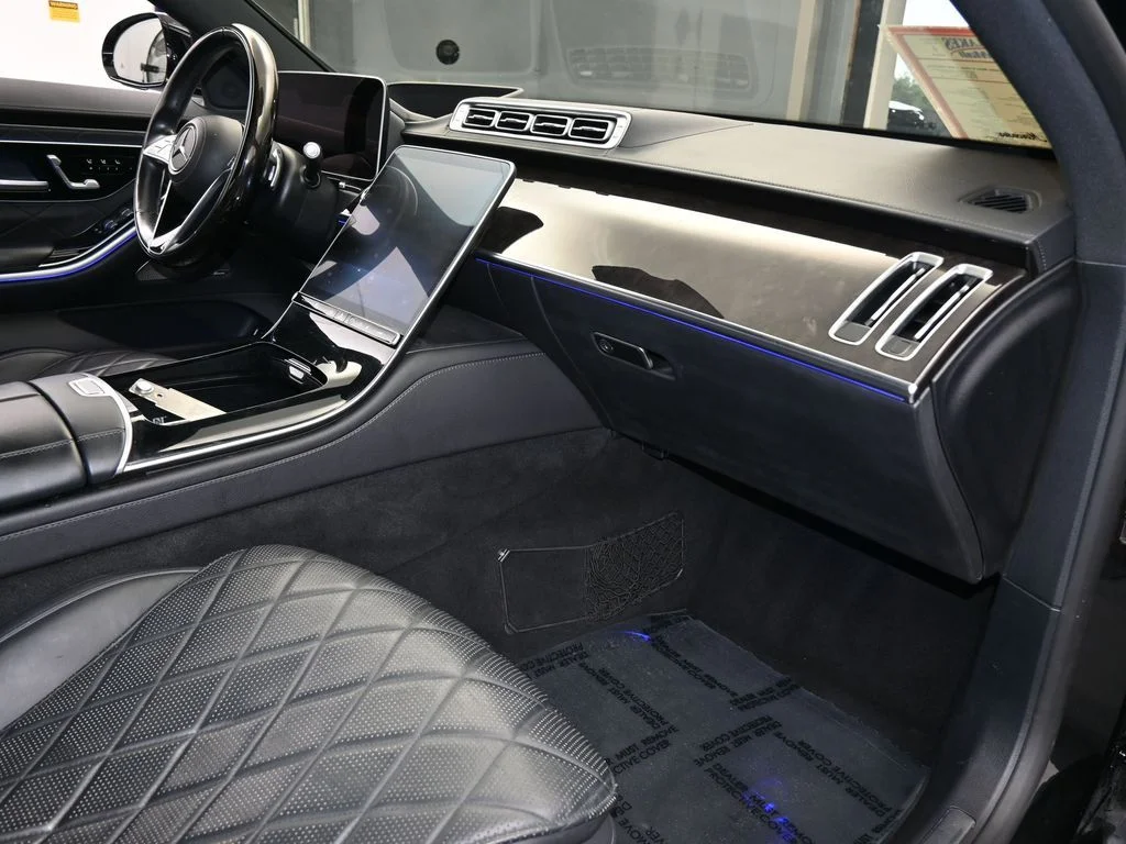 Used 2021 Obsidian Black/designo Diamon White Mercedes-Benz S 580 image 52