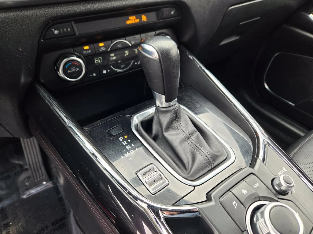 Used 2016 Red Metallic Mazda Grand Touring image 18