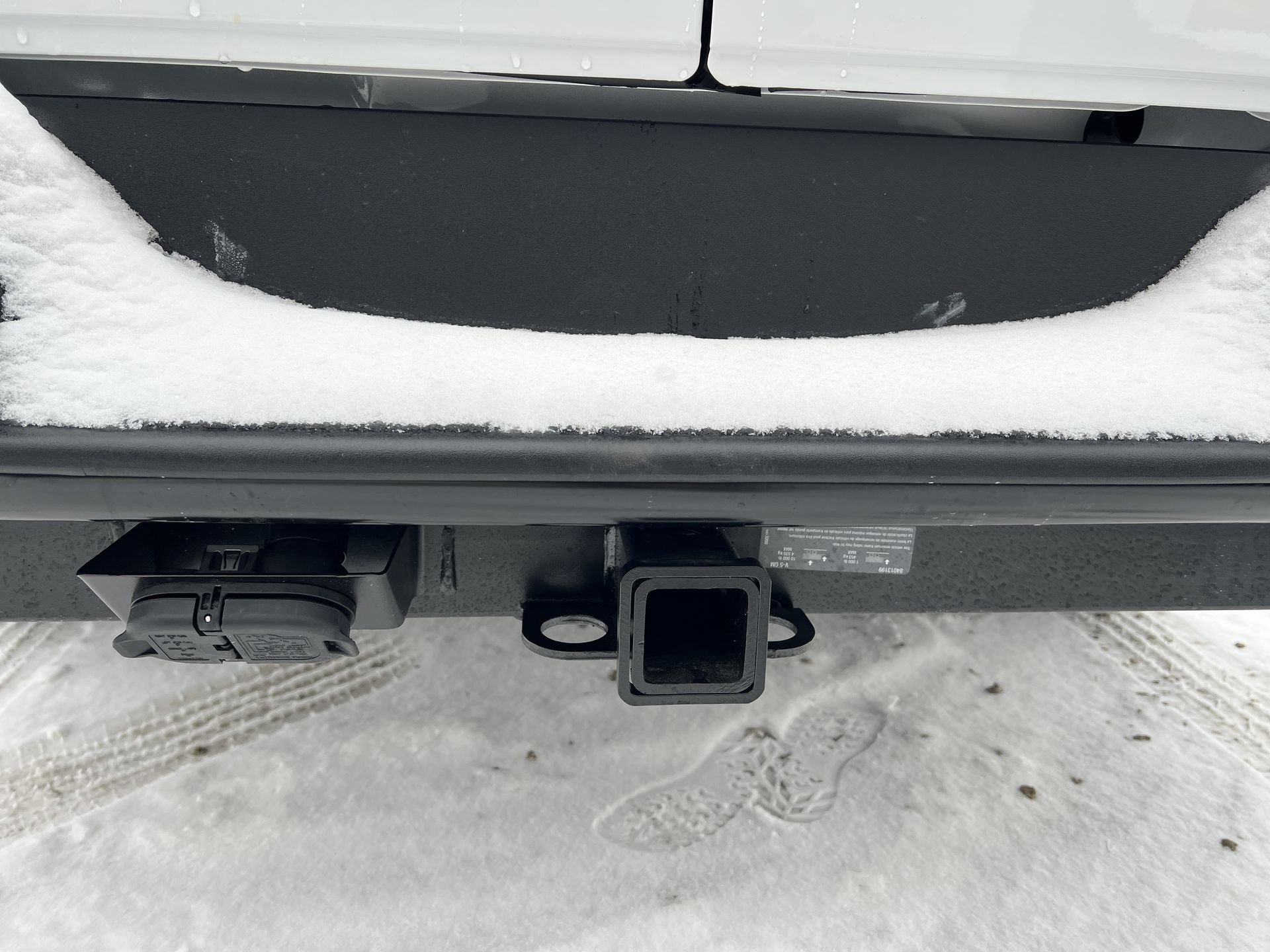 2025 Chevrolet Express Cargo Work Van - Photo 28