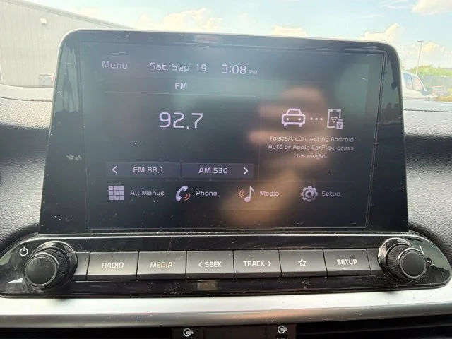Used 2022 Gray Kia LXS image 16