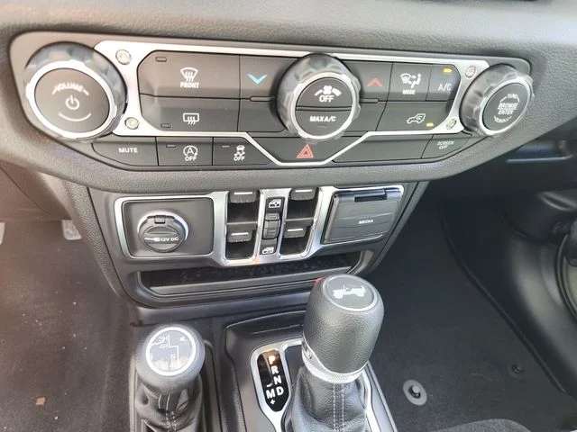 New 2025 41 Jeep Sport S image 27