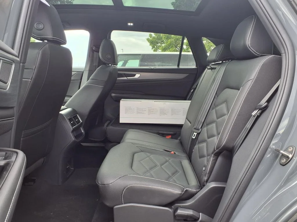 New 2026 Pure Gray Volkswagen SE w/Technology image 18