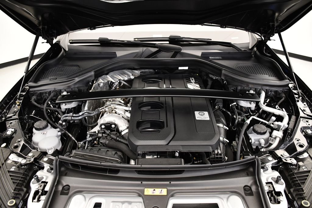 2025 Mercedes-Benz GLC AMG GLC43 - Photo 11