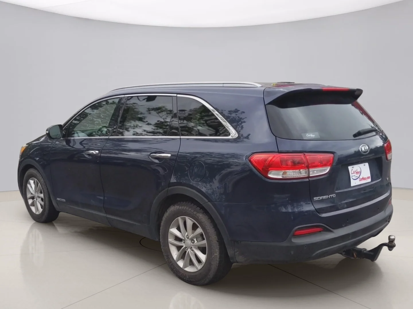 Used 2016 Blue Kia LX image 3