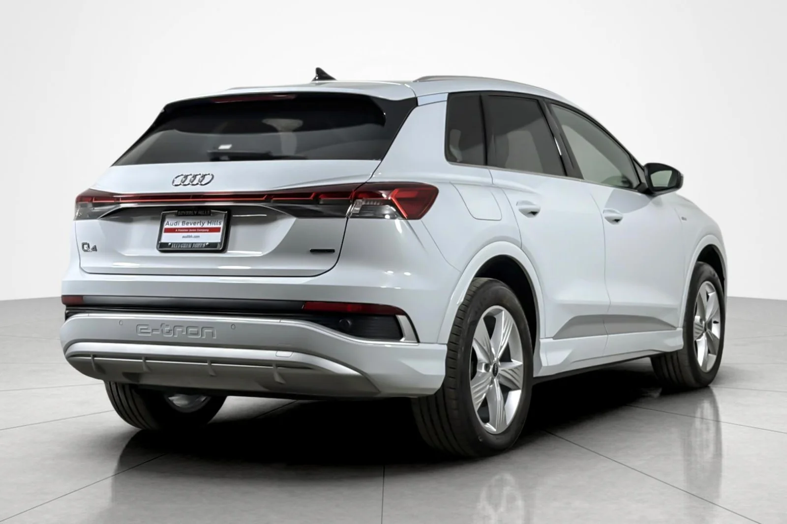 Used 2024 Glacier White Metallic Audi Premium 50 quattro image 5