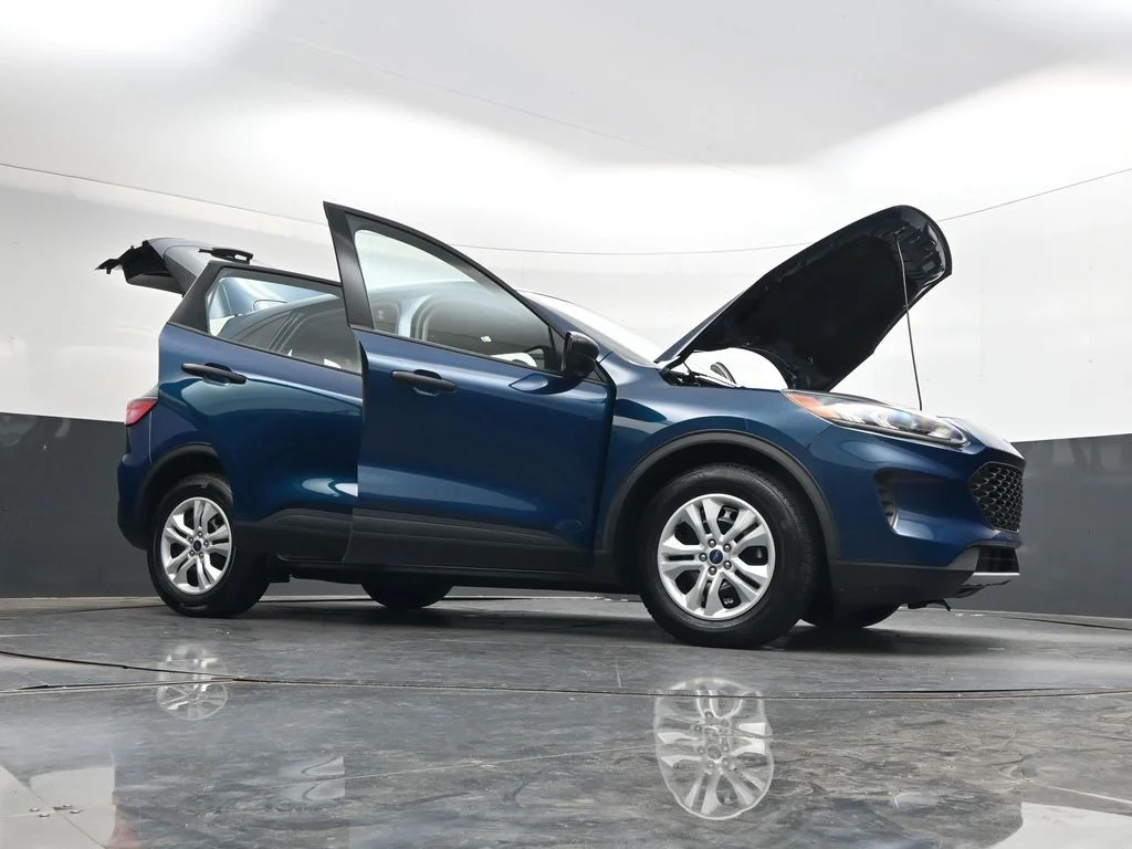Used 2020 Green Ford S image 44