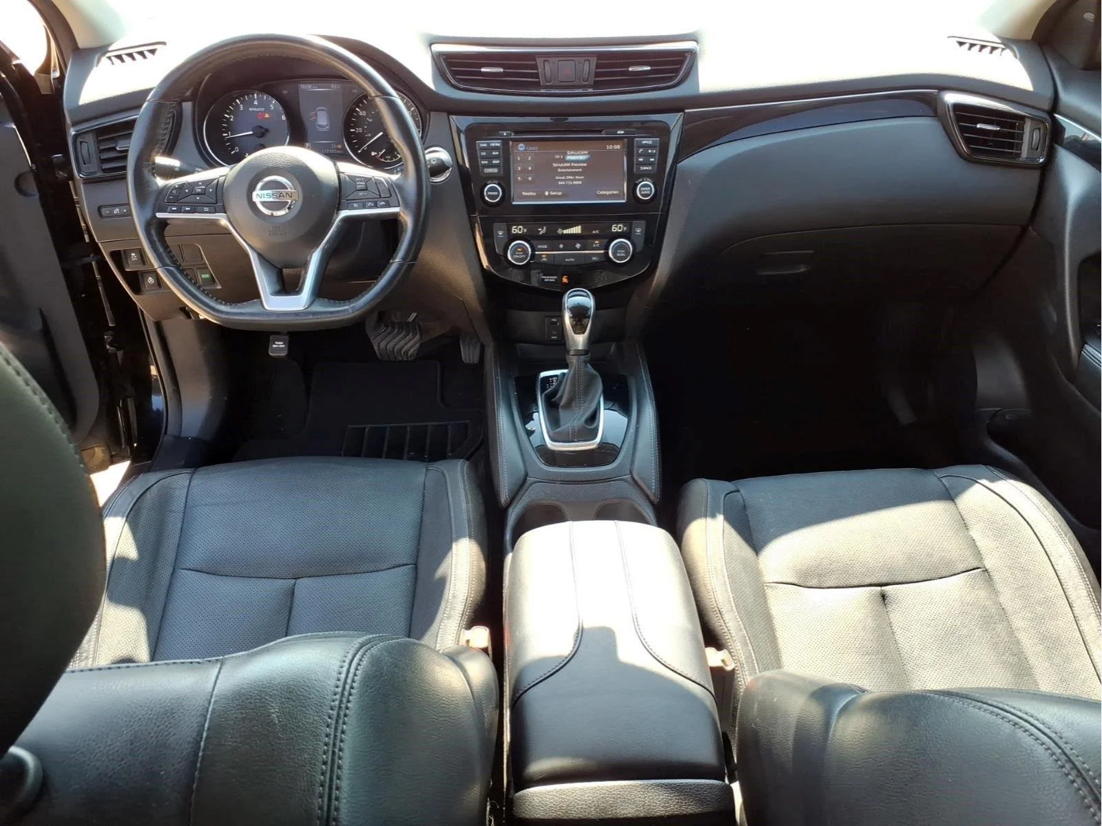 Used 2017 Magnetic Black Nissan SL image 11