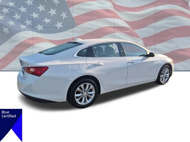 Used 2023 White Chevrolet LT image 4