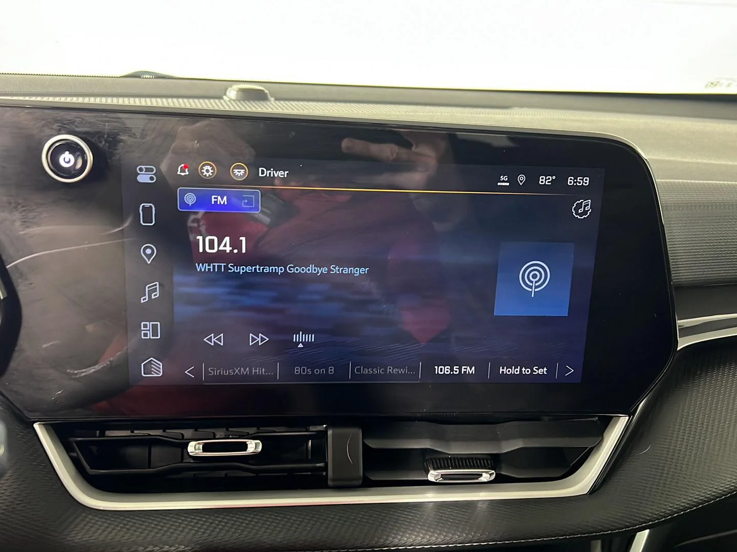Used 2025 Cacti Green Chevrolet LT image 18