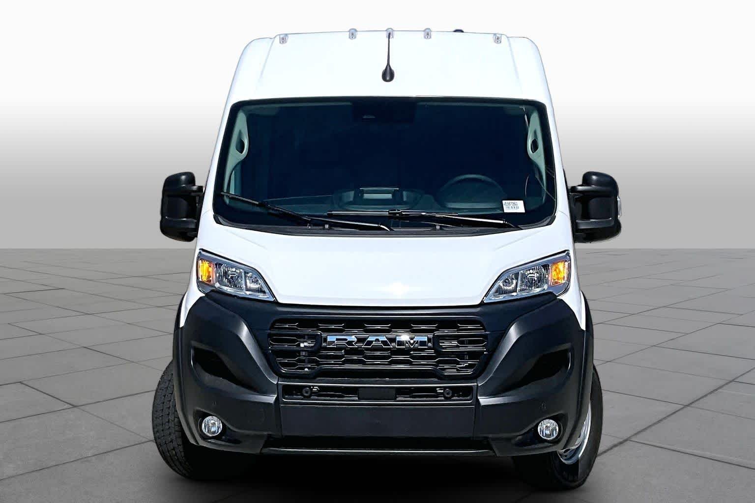 New 2027 Bright White Clearcoat RAM Tradesman image 4