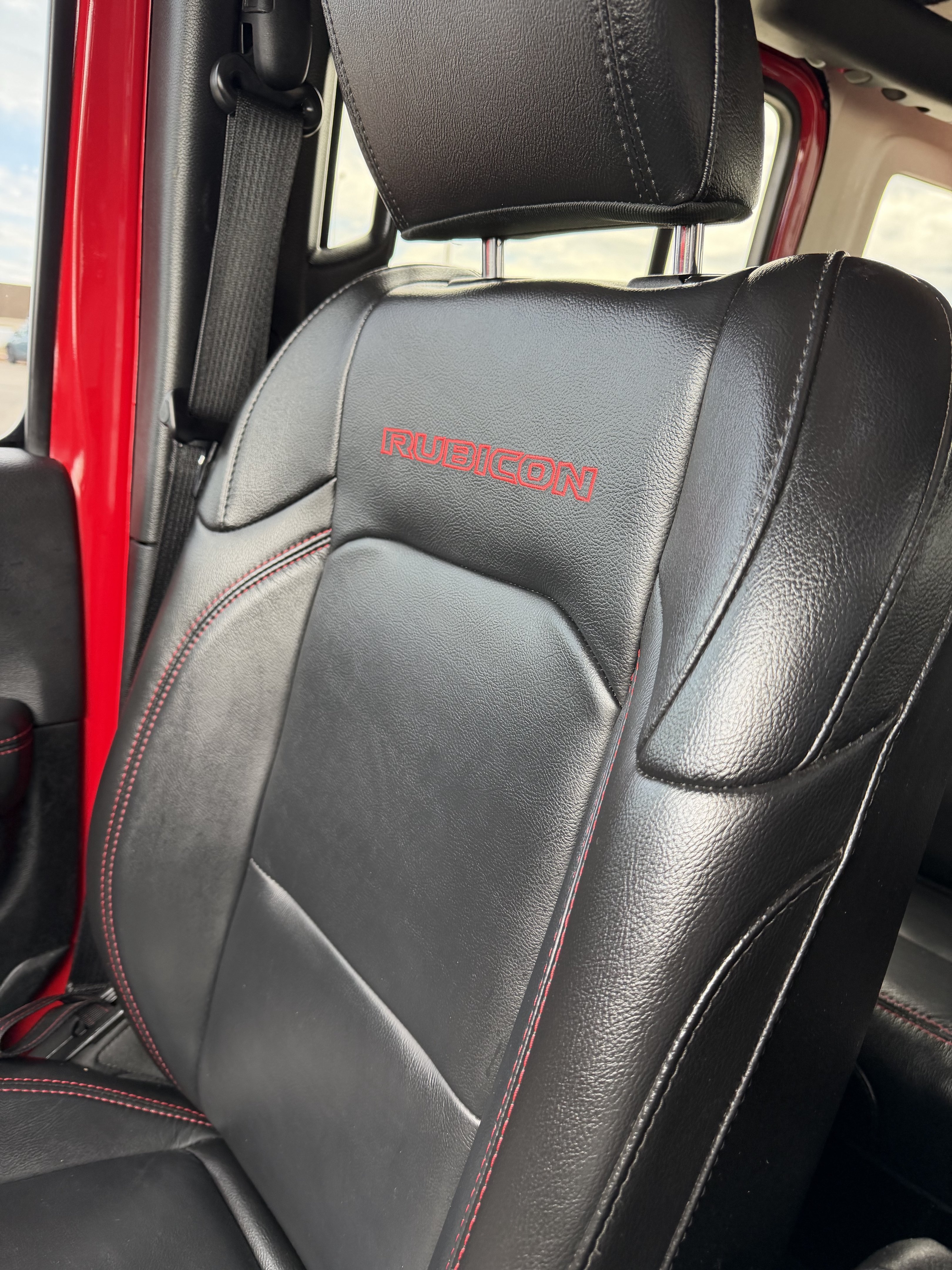 Used 2020 Firecracker Red Clearcoat Jeep Rubicon image 22