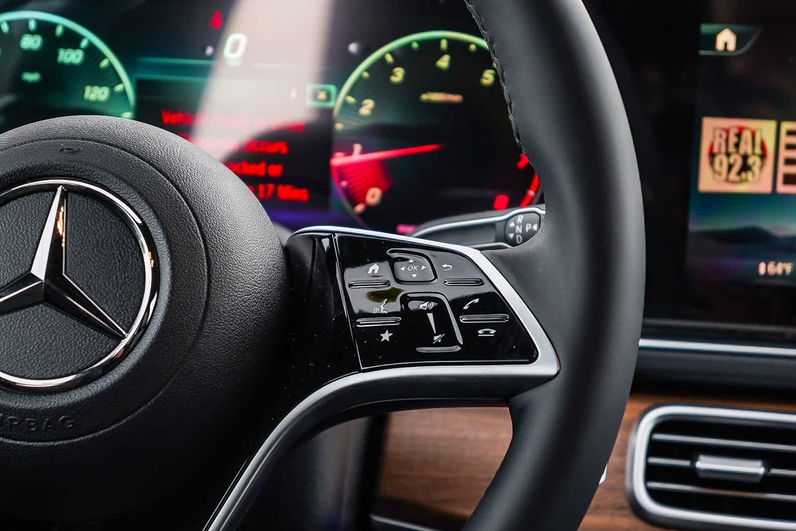 New 2026 Selenite Grey Metallic Mercedes-Benz GLE 350 image 19