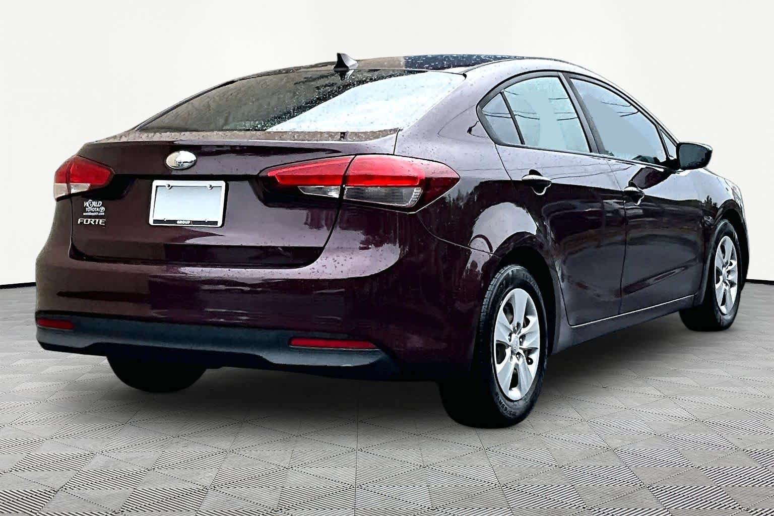 Used 2018 Garnet Red Kia LX image 12
