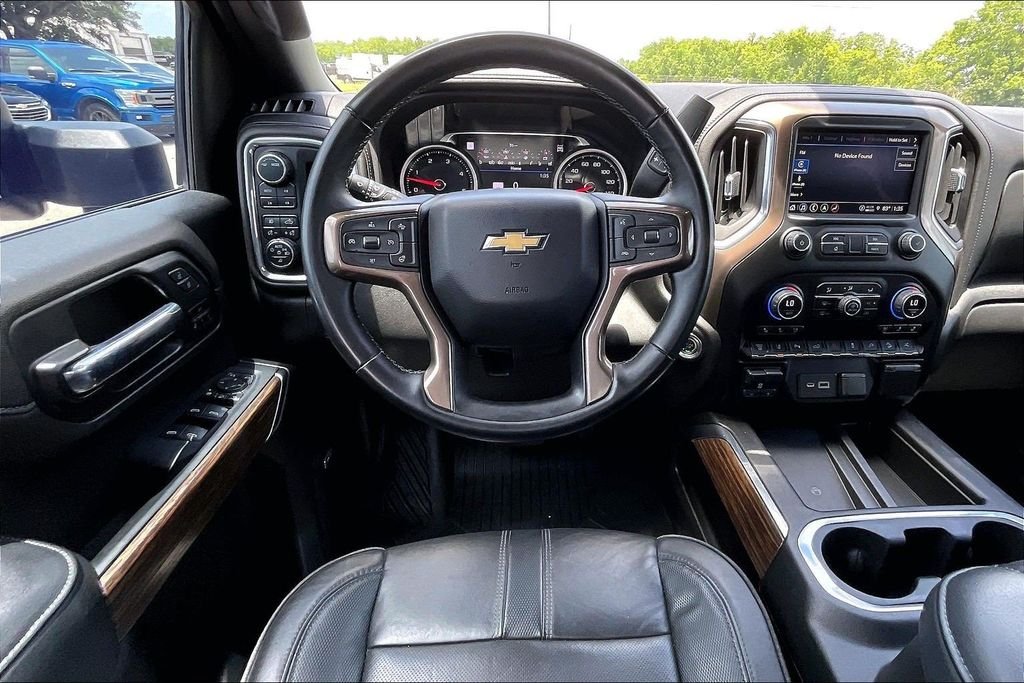 Used 2023 Black Chevrolet High Country image 8