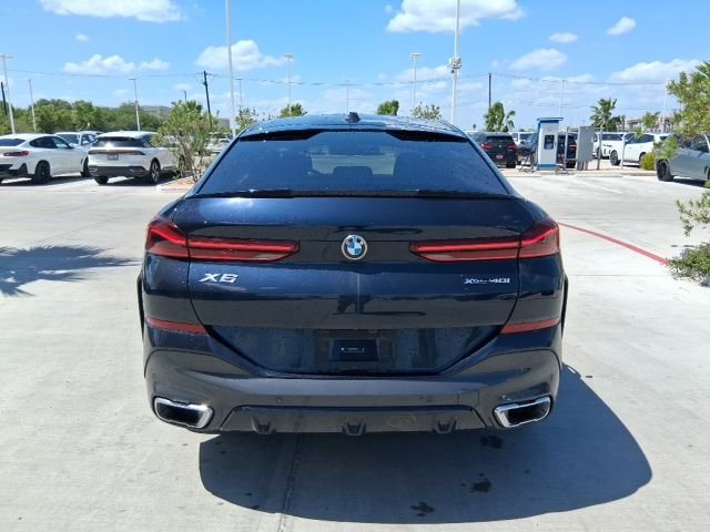 Used 2025 Black BMW xDrive40i image 5