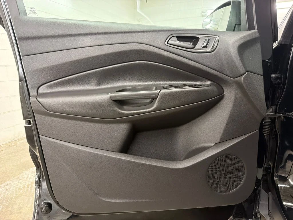 Used 2016 Black Ford S image 15