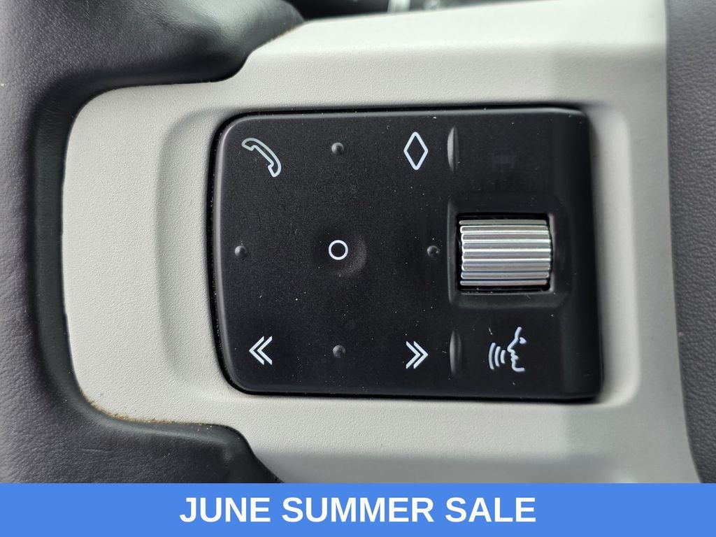 Used 2023 Green Land Rover SE image 32
