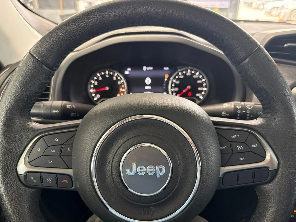 Used 2022 Black Jeep Limited image 22
