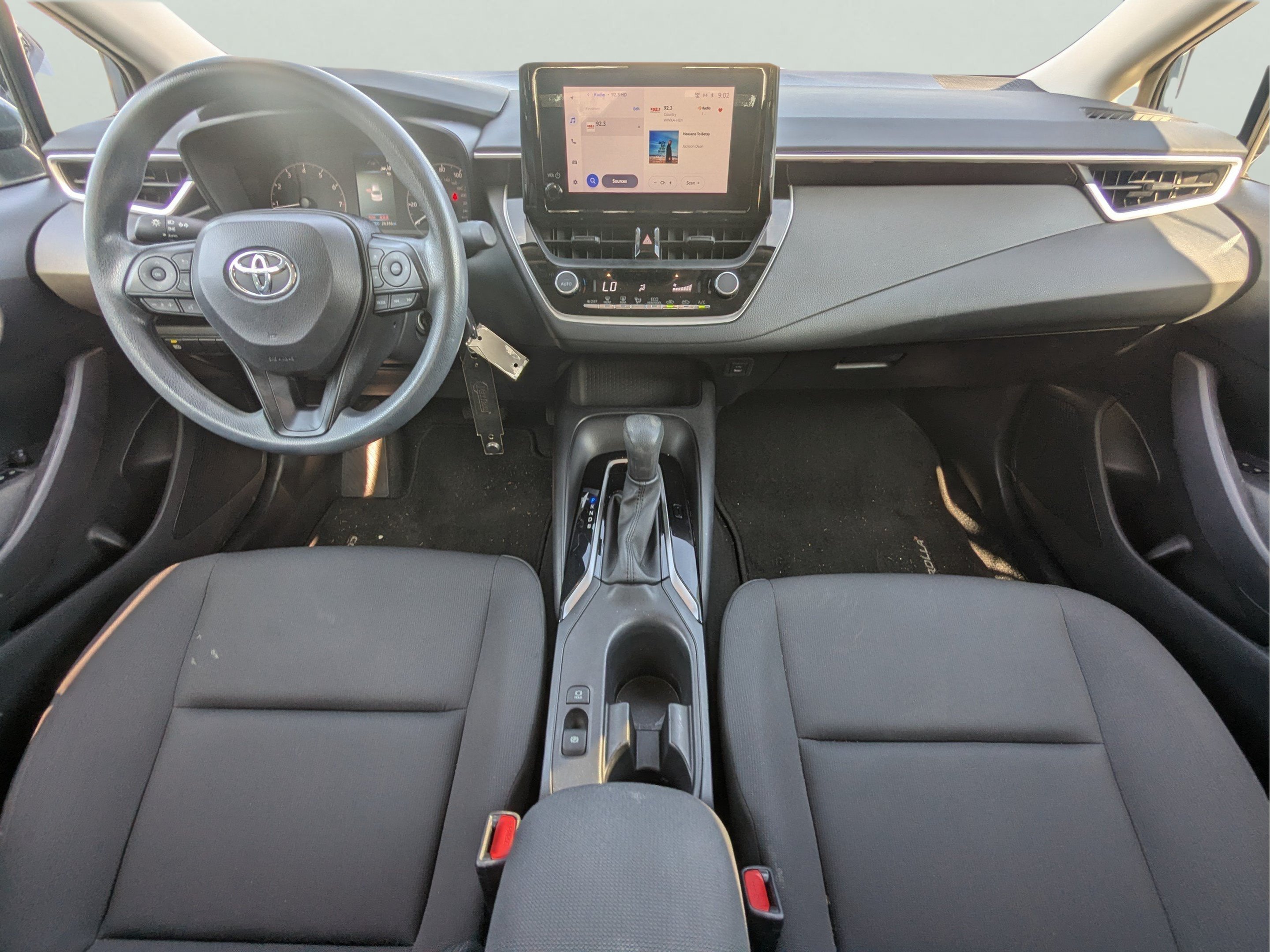 2024 Toyota Corolla LE - Photo 15