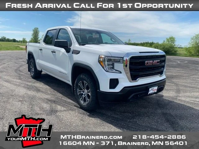 Used 2019 White GMC Base image 2