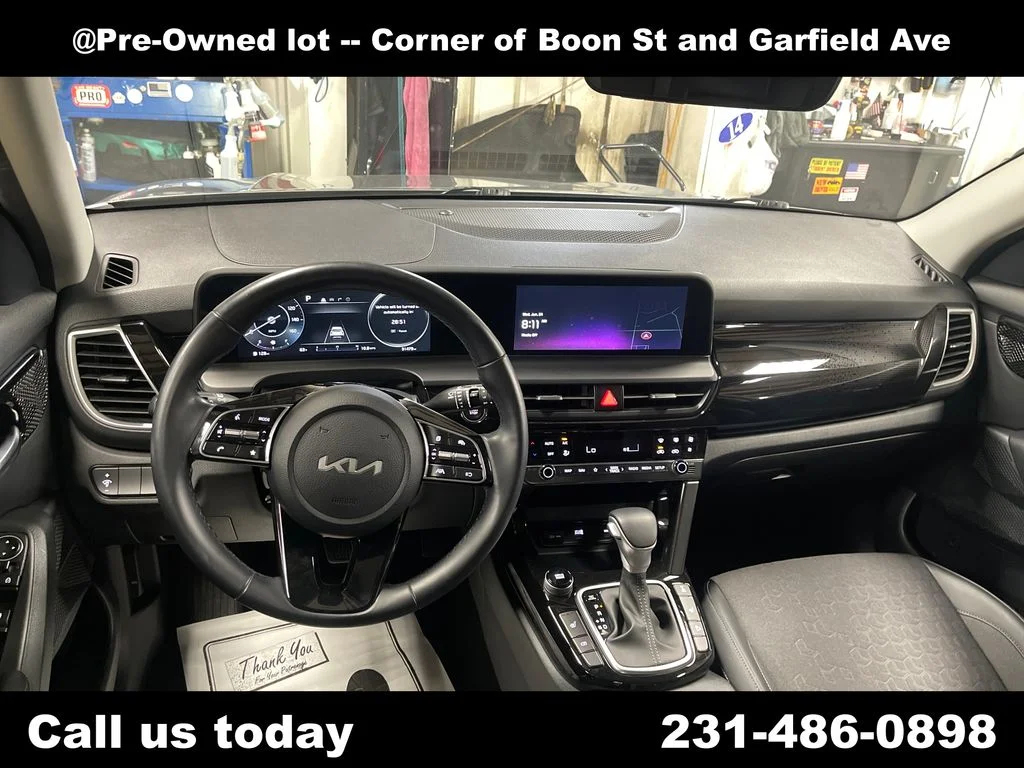 Used 2024 Gray Kia X-Line image 18