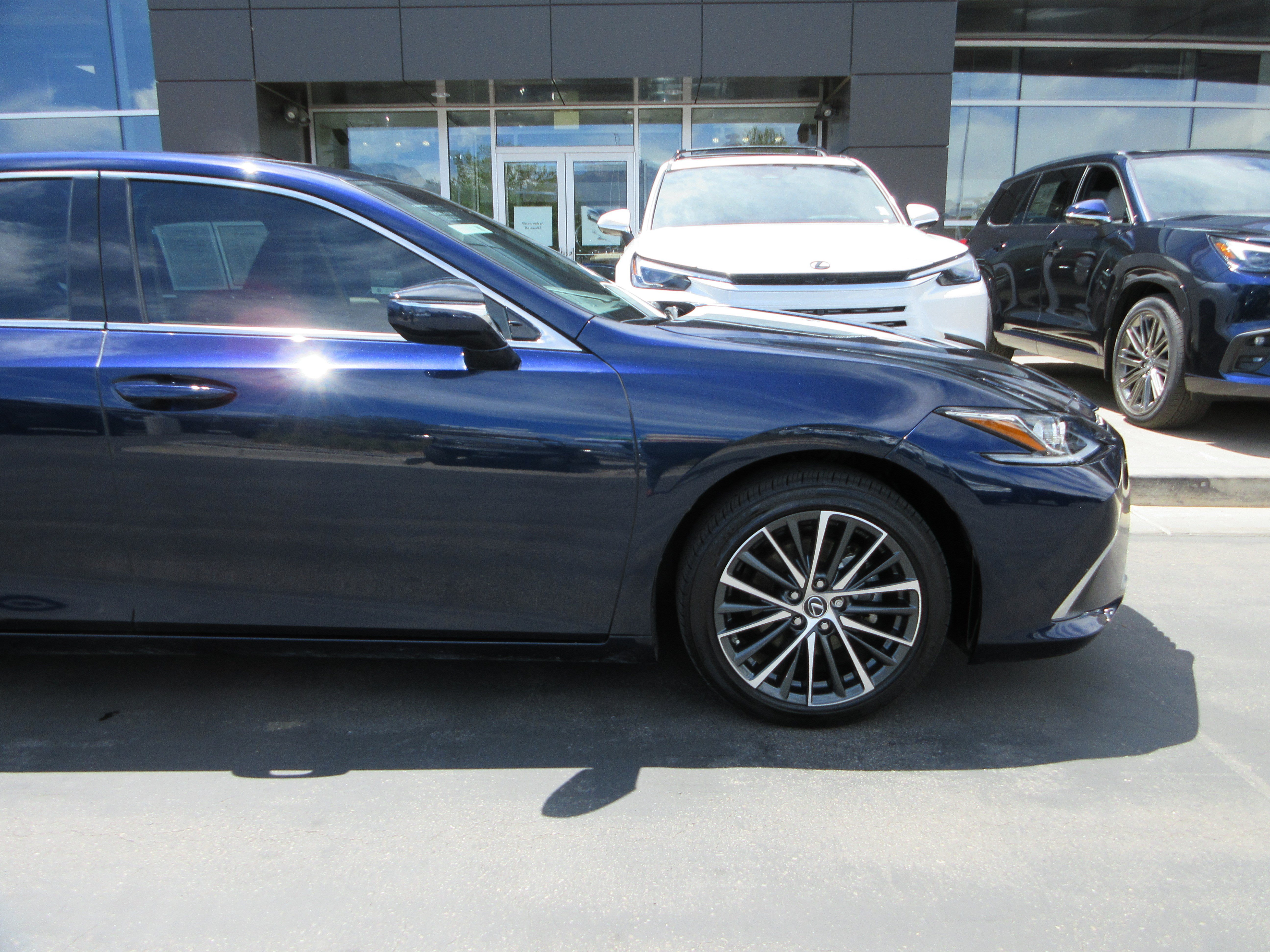 Used 2025 Nightfall Mica Lexus 300h image 12