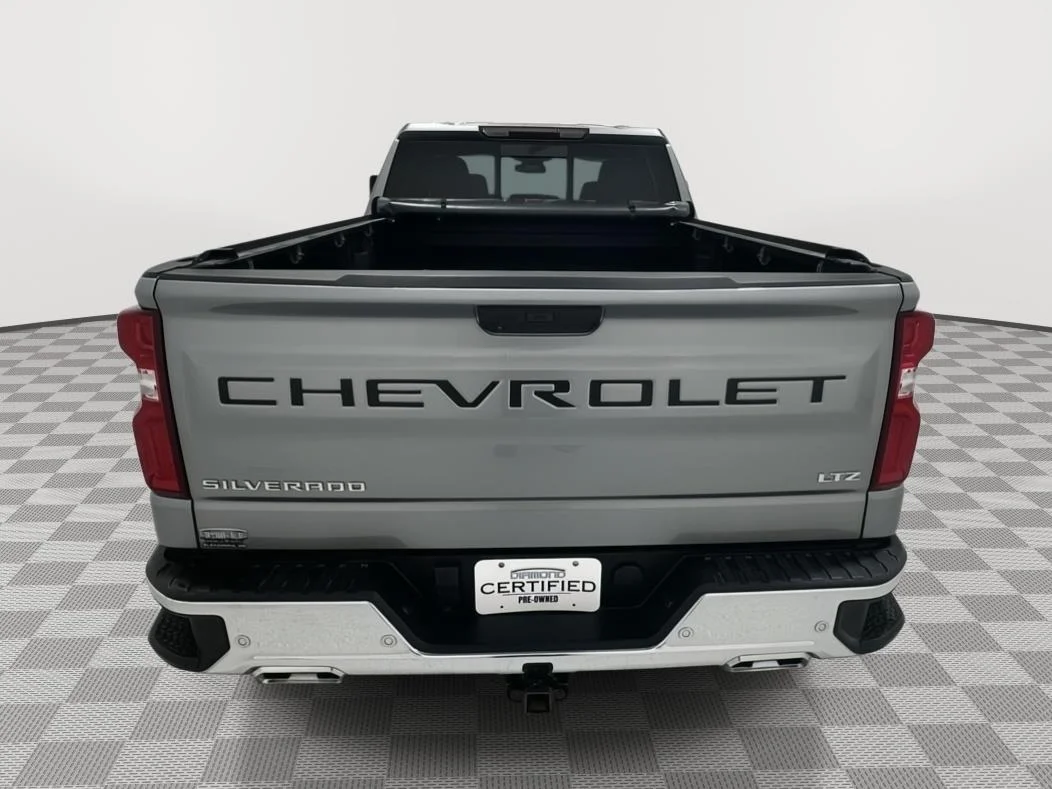 Used 2025 Sterling Gray Metallic Chevrolet LTZ image 4