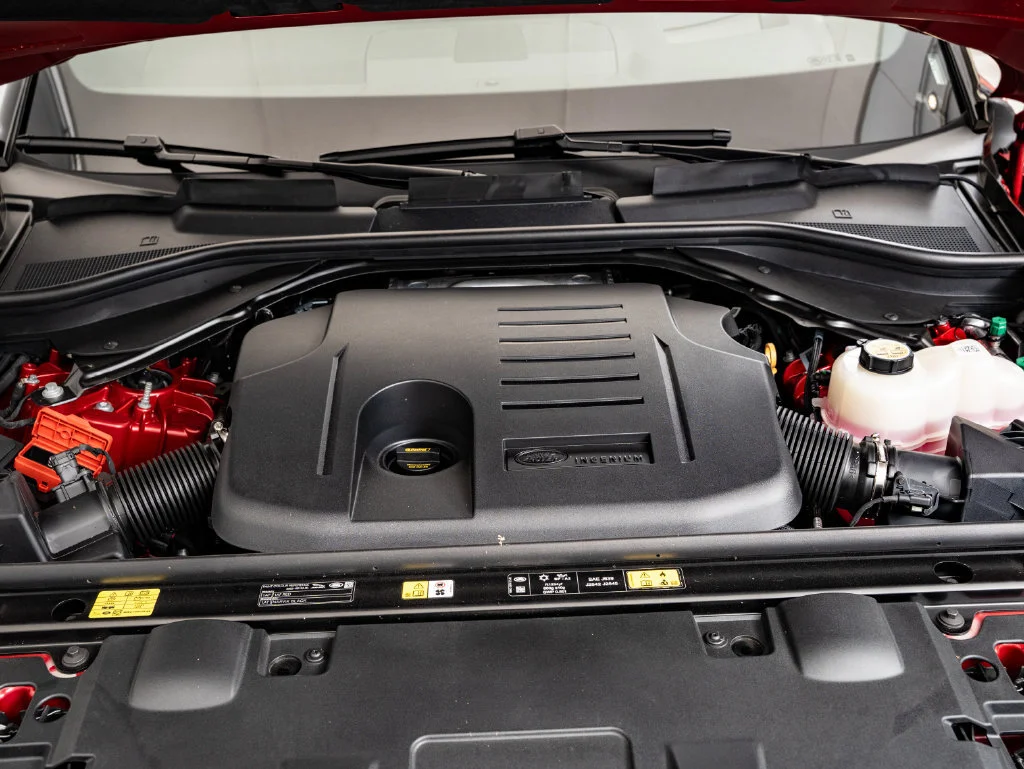 New 2026 Firenze Red Land Rover Dynamic SE image 47