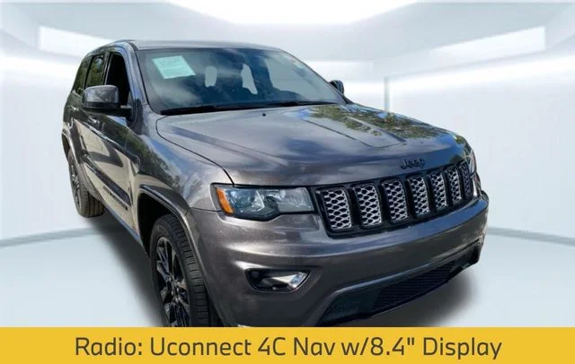Used 2019 Gray Jeep Altitude image 9