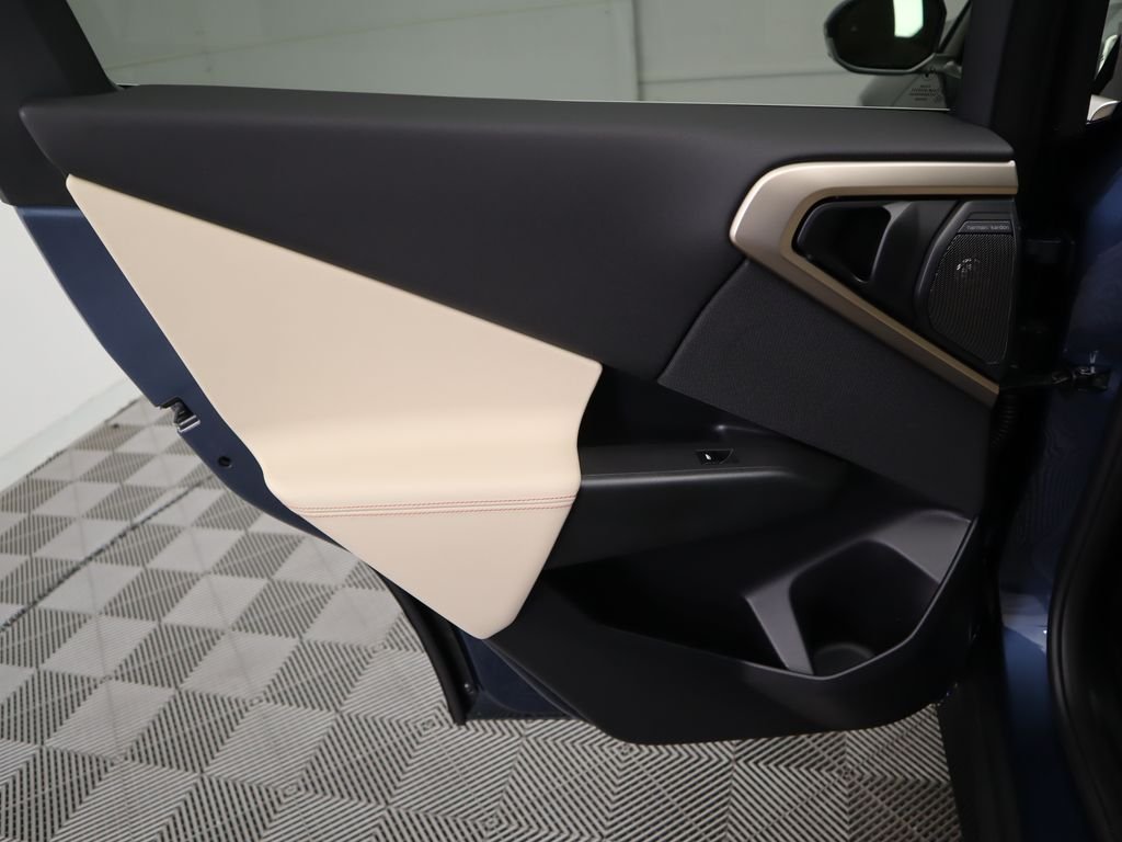 2025 BMW X3 30 - Photo 28