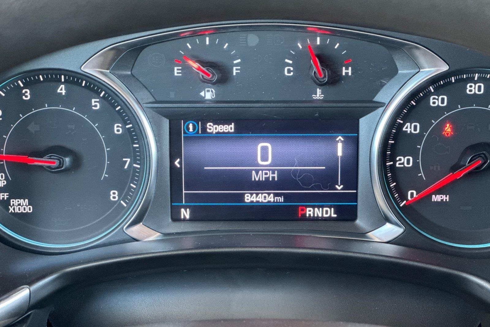 Used 2024 Sterling Gray Metallic Chevrolet LT image 27