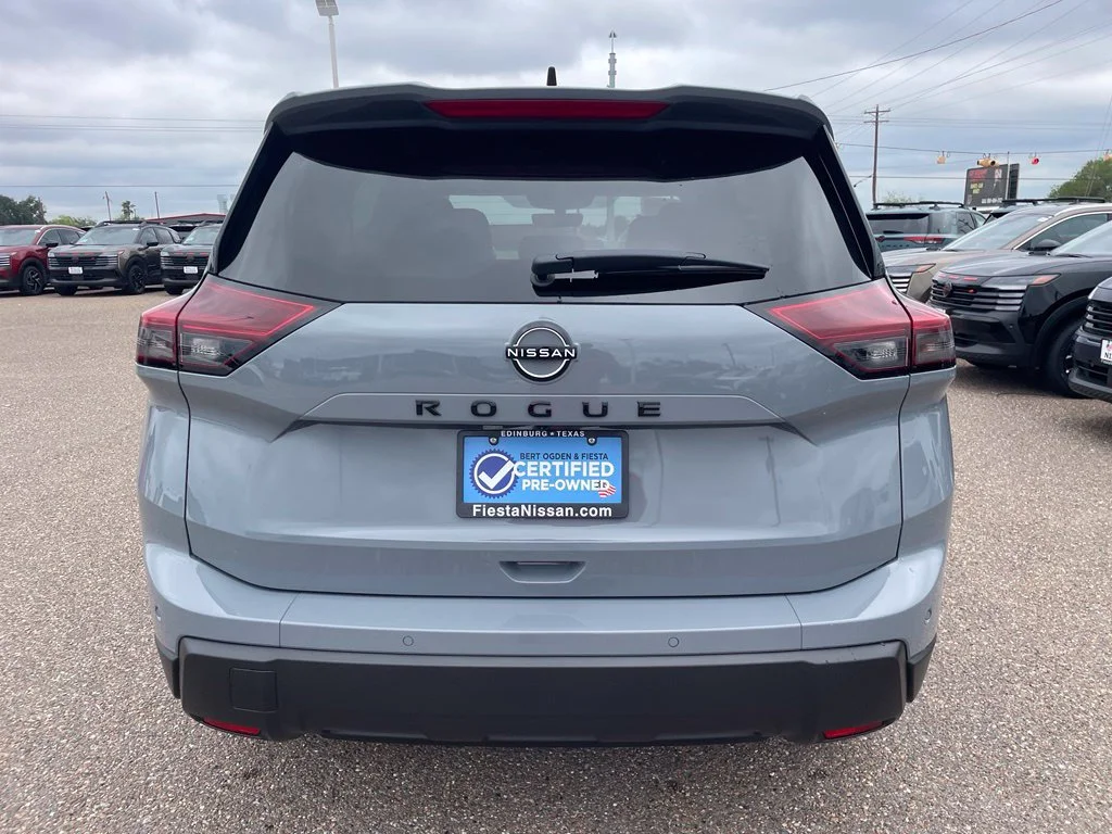 Used 2026 Gray Nissan Dark Armor image 6