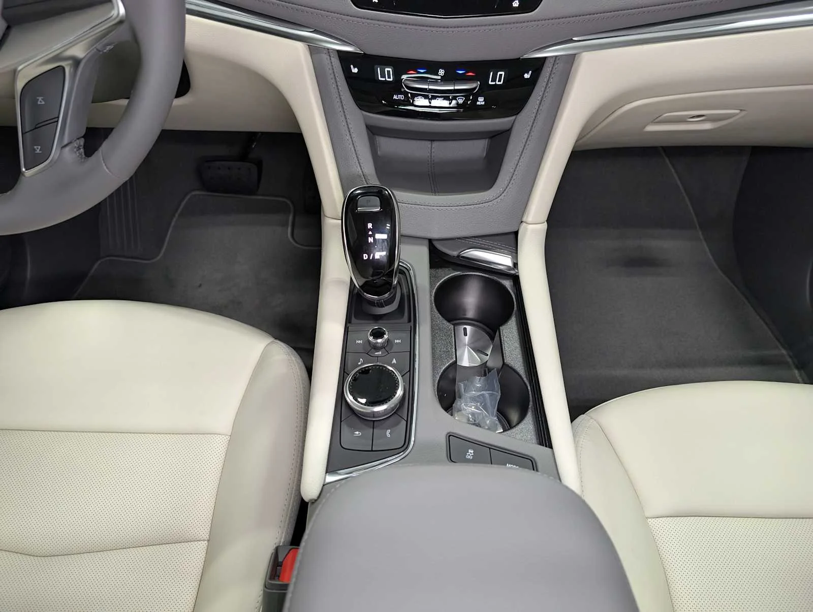2026 Cadillac XT5 Premium Luxury - Photo 14