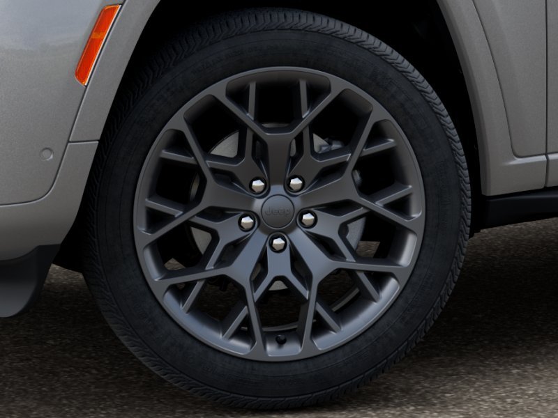 New 2026 Silver Zynith Exterior Paint Jeep Summit image 4