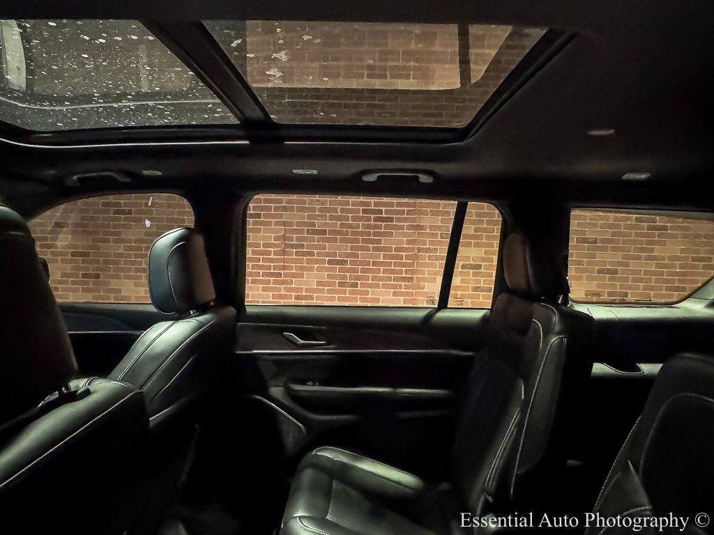 2024 JEEP GRAND CHEROKEE L - Image 15