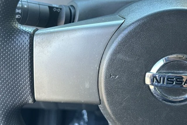 Used 2007 Avalanche Nissan S image 26