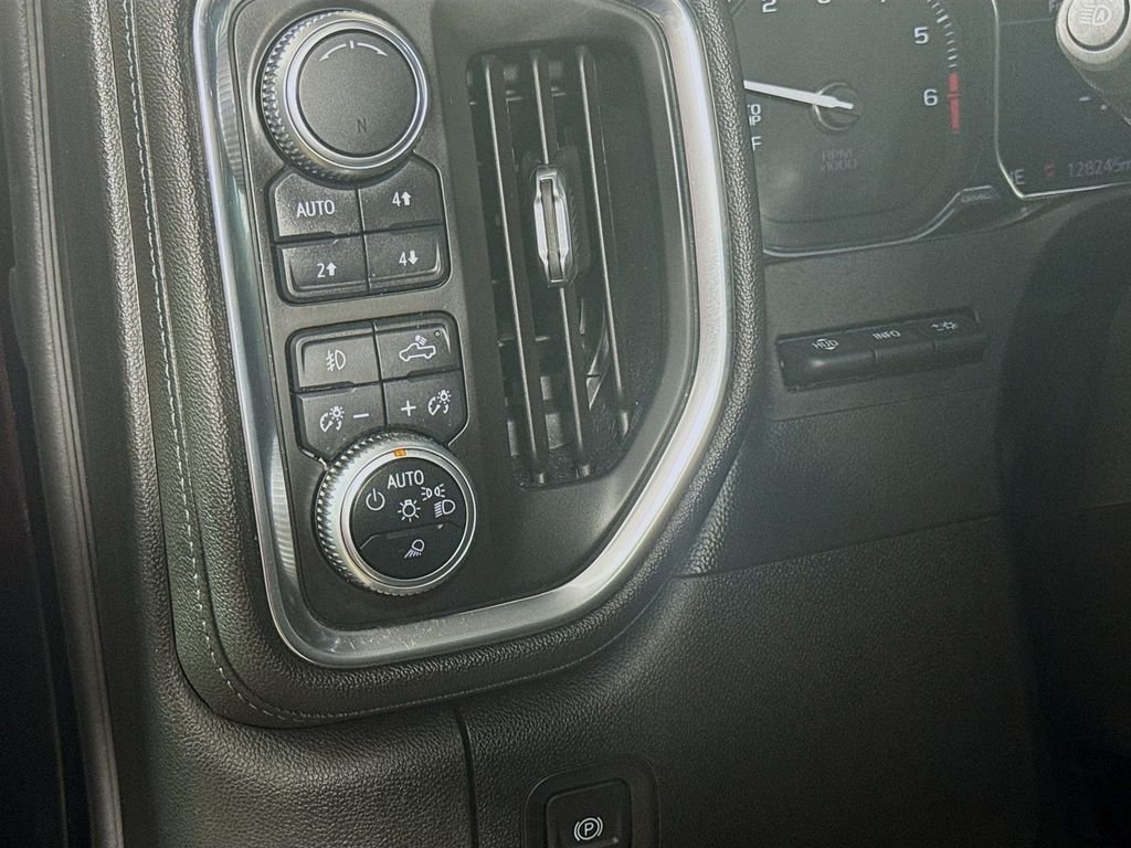 Used 2019 Onyx Black GMC Denali image 11