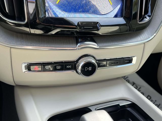 Used 2024 Blue Volvo B5 Plus Dark Theme image 30
